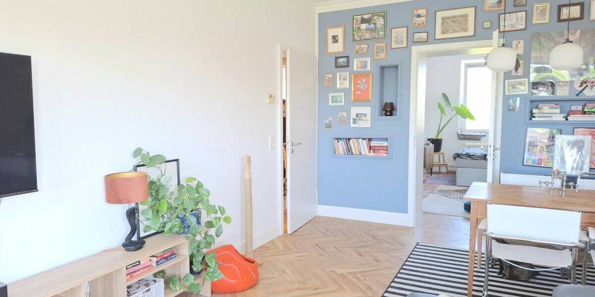 Wohnzimmer Bild 2